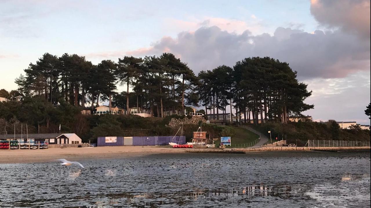 Turlin Valley Poole Exterior foto