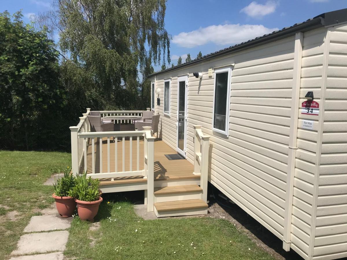 Turlin Valley Poole Exterior foto