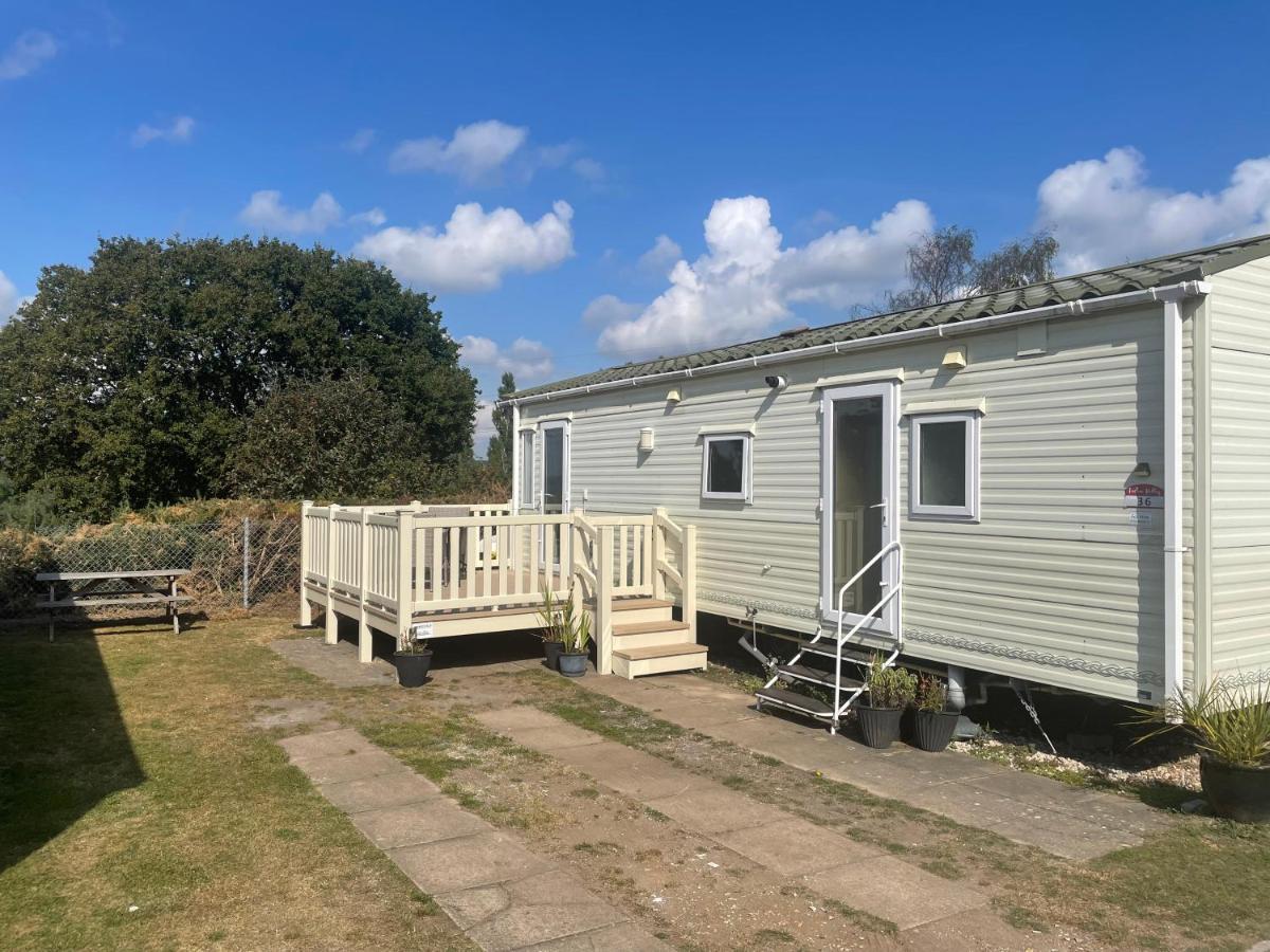 Turlin Valley Poole Exterior foto