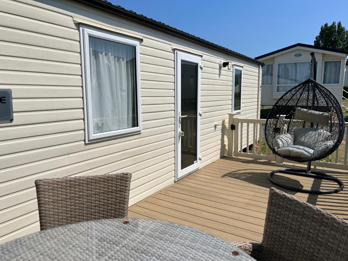 Turlin Valley Poole Exterior foto